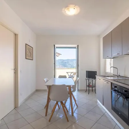 Апартаменты Rosmarino By Interhome Chiappa (Imperia)