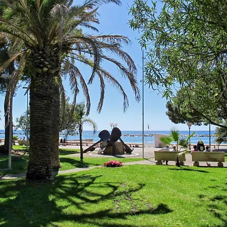 Rosmarino By Interhome *