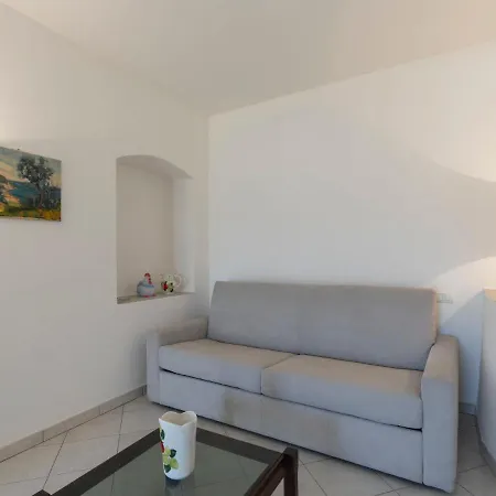 Rosmarino By Interhome * Chiappa (Imperia)