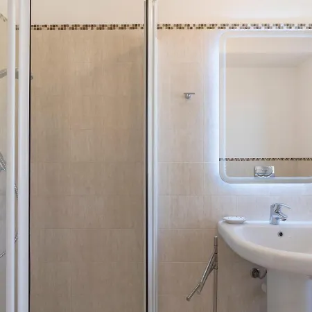 Rosmarino By Interhome